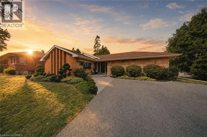 129 TRANQUILITY Street, Brantford, Ontario N3R3H9