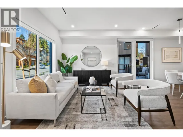 3206 HIGHLAND BOULEVARD, North Vancouver, British Columbia V7R2V9