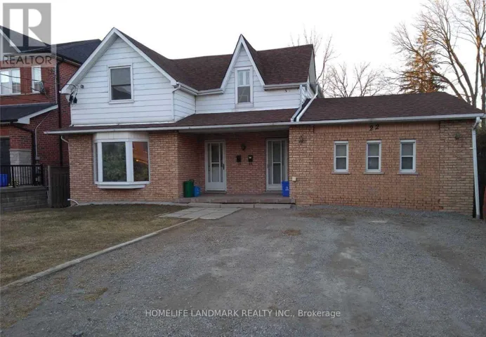2 - 22 CENTRE STREET, Aurora (Aurora Village), Ontario L4G1J6