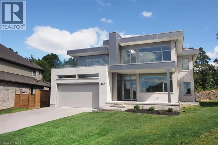 560 WERNI Court, Waterloo, Ontario N2V2S7