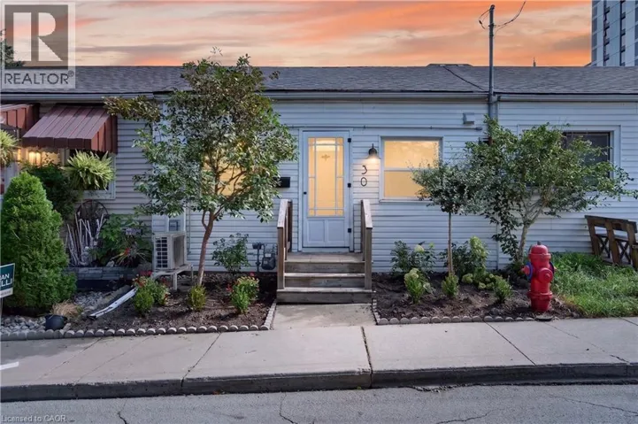 30 RAY Street N, Hamilton, Ontario L8R2X4