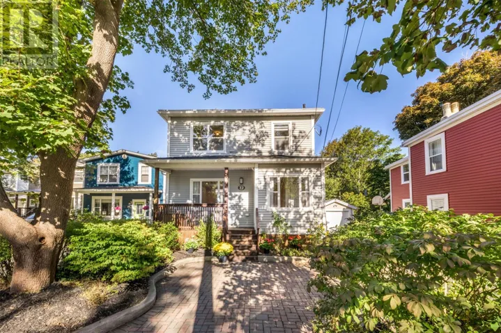 32 Craigmillar Avenue, St. John's, Newfoundland & Labrador A1E1Z8