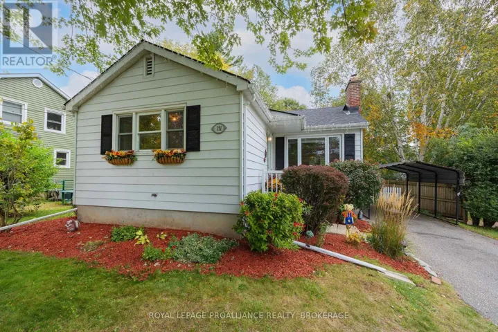 151 HAWTHORNE AVENUE, Kingston (West of Sir John A. Blvd), Ontario K7M1Y9
