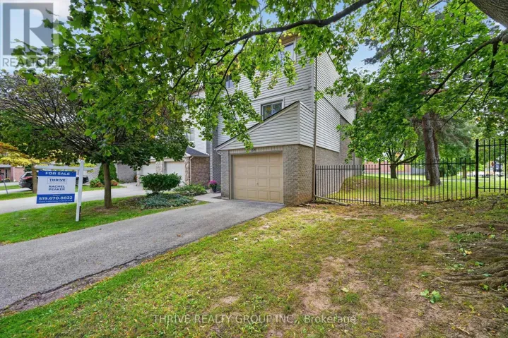 34 - 300 SANDRINGHAM CRESCENT, London South (South R), Ontario N6C5B4
