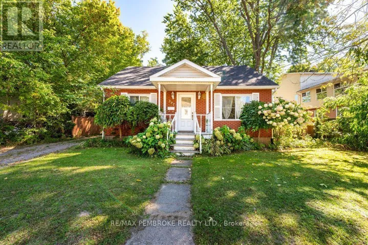 397 TRAFALGAR ROAD, Pembroke, Ontario K8A5B3