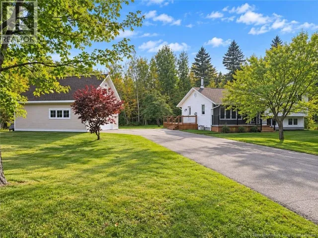 656 Sureau Blanc, Tracadie, New Brunswick E1X4T9