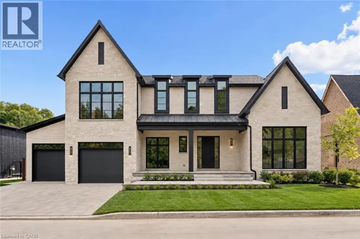 6 BRIDLEWOOD Crescent, Kitchener, Ontario N2C2S4