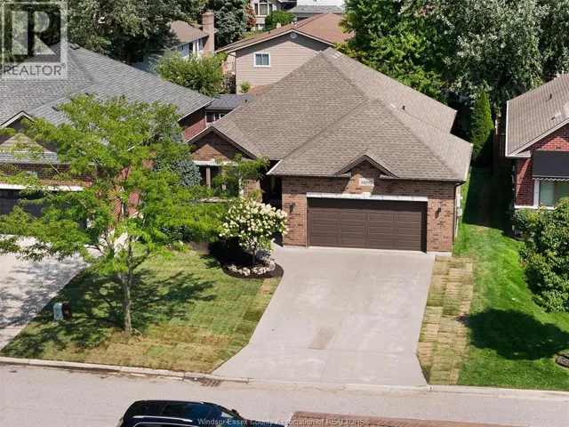 11892 Boulder CRESCENT, Windsor, Ontario N8P1Z4