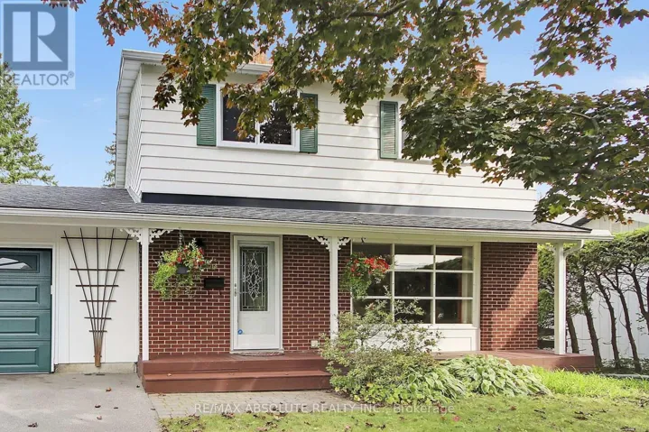 144 OLD COLONY ROAD, Ottawa, Ontario K2L1M4