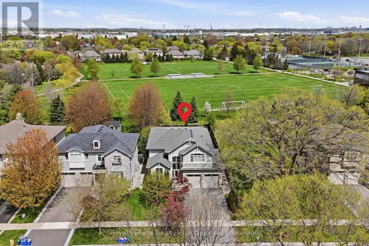 2363 YOLANDA DRIVE, Oakville (WO West), Ontario L6L2H9