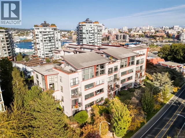 212 455 Sitkum Rd, Victoria, British Columbia V9A7N9