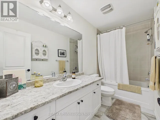 4 pc bathroom Second Level