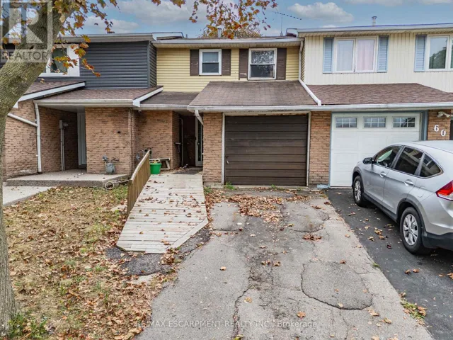 62 GLEDHILL CRESCENT, Hamilton (Gourley), Ontario L9C6H4