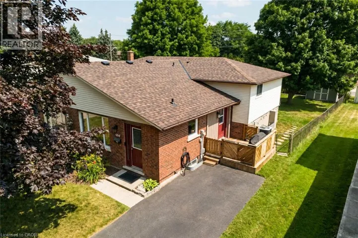 484 REDFOX Road Unit# B, Waterloo, Ontario N2K2V8