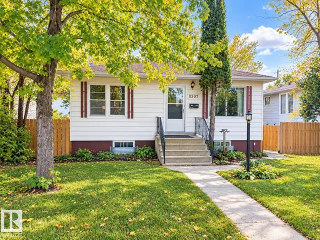8907 83 AV NW, Edmonton, Alberta T6C1B4