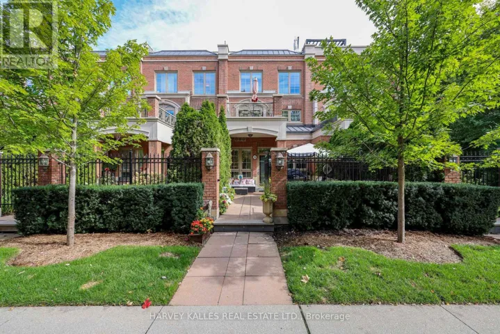 TH9 - 21 BURKEBROOK PLACE, Toronto (Bridle Path-Sunnybrook-York Mills), Ontario M4G0A2