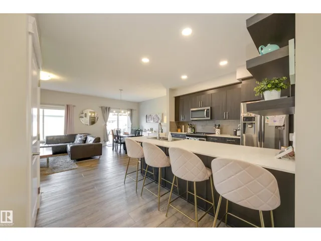 9932 223 ST NW, Edmonton, Alberta T5T7L7