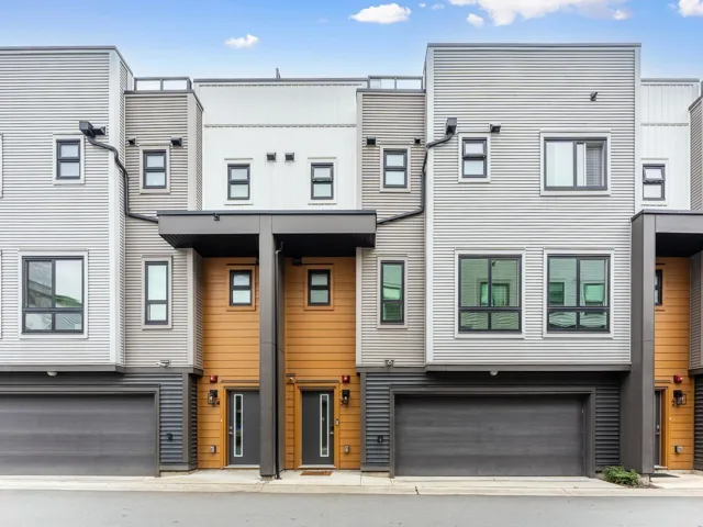 3 20057 82 AVENUE, Langley, British Columbia V2Y3S4