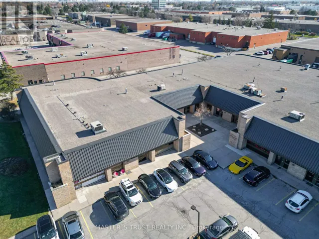 861 DENISON STREET, Markham (Milliken Mills West), Ontario L3R3L6