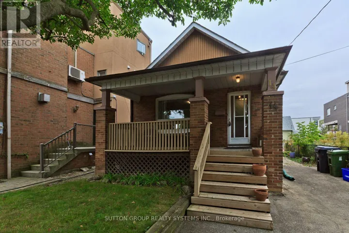 14 LAKE SHORE DRIVE, Toronto (New Toronto), Ontario M8V1Z2