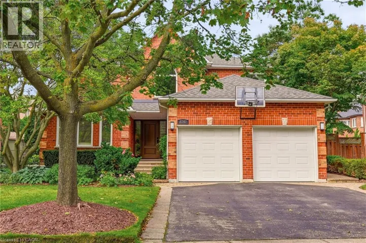 2747 TEAK Crescent, Oakville, Ontario L6J7M7