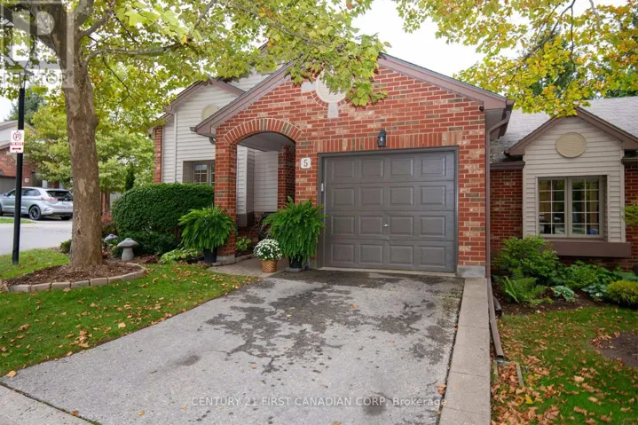 5 - 1100 BYRON BASELINE ROAD, London South (South K), Ontario N6K4M3