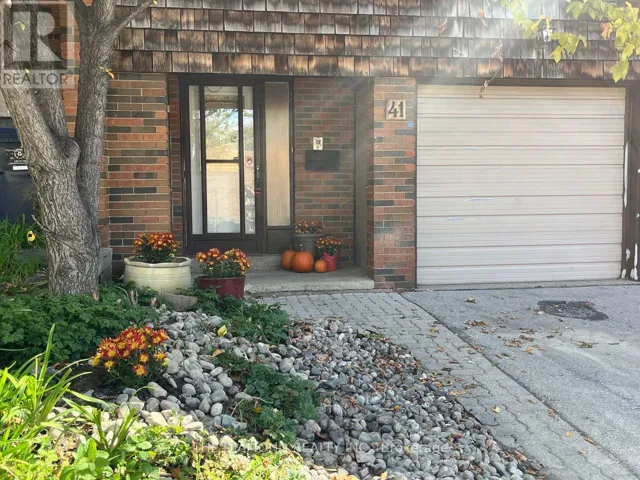 41 CARL SHEPWAY, Toronto (Don Valley Village), Ontario M2J1X3