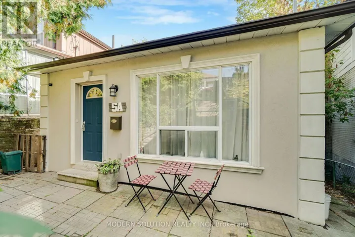 5A DYNEVOR ROAD, Toronto (Caledonia-Fairbank), Ontario M6E3W7