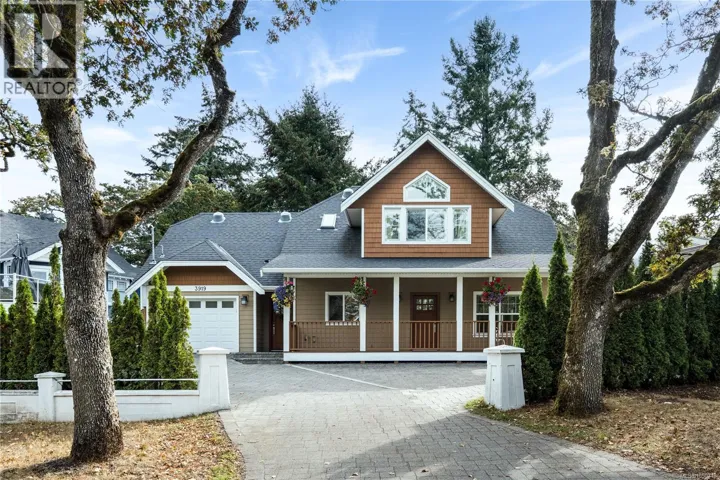 3919 Blenkinsop Rd, Saanich, British Columbia V8P3P9
