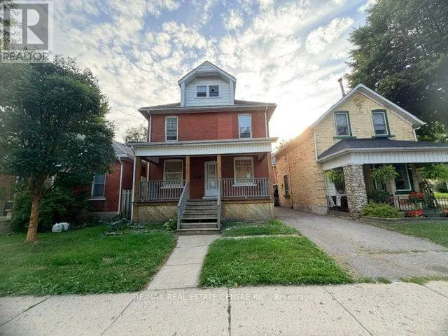 512 DOWNIE STREET, Stratford, Ontario N5A1Y2