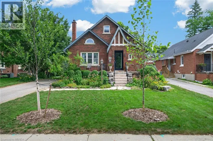 17 LINCOLN Avenue, Brantford, Ontario N3T4S5