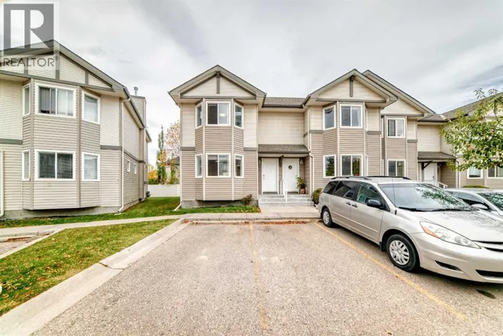 48 Royal Birch Villas NW, Calgary, Alberta T3G5V2