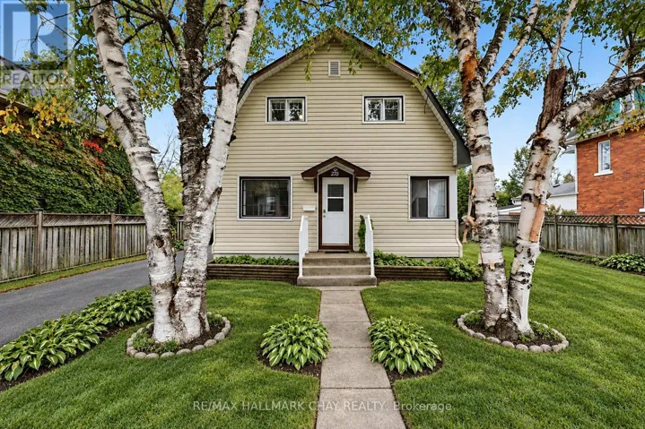 275 HARVEY STREET, Orillia, Ontario L3V3M6