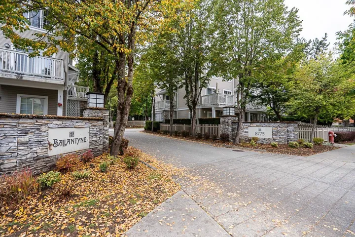 14 8775 161 STREET, Surrey, British Columbia V4N5G3
