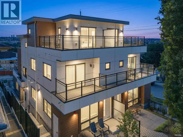4 3800 PENDER STREET, Burnaby, British Columbia V5C2L5
