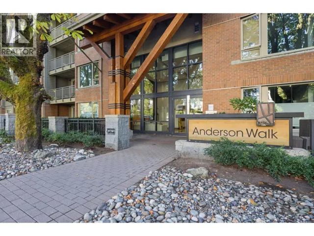 304 119 W 22ND STREET STREET, North Vancouver, British Columbia V7M0B4