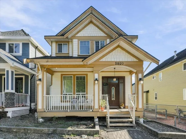 5920 131 STREET, Surrey, British Columbia V3X0G4