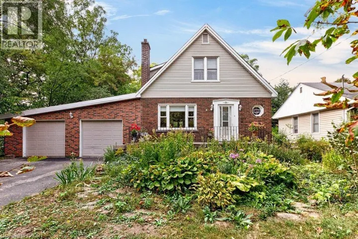 64 TWEEDSMUIR Avenue, Dundas, Ontario L9H4H5