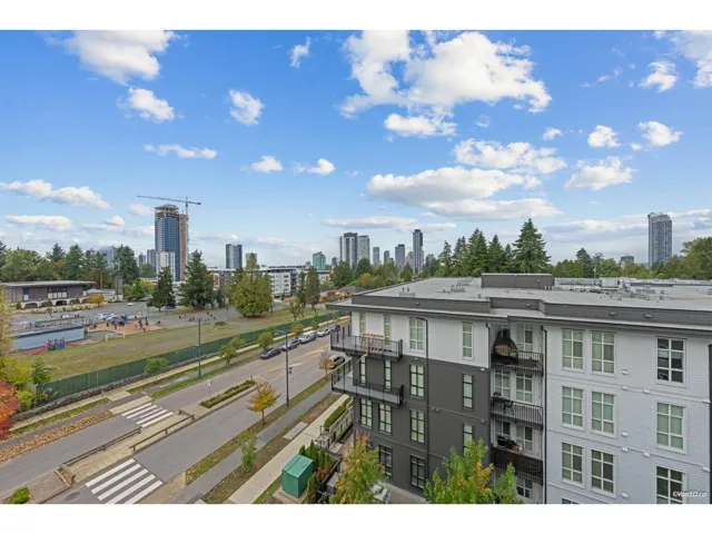 624 13963 105A STREET, Surrey, British Columbia V3T0M9