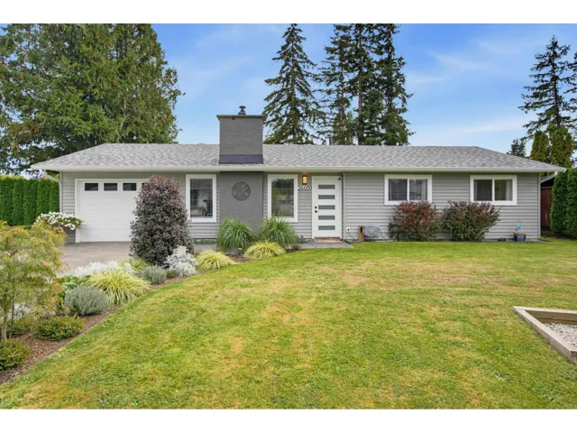 26680 32 AVENUE, Langley, British Columbia V4W3N8