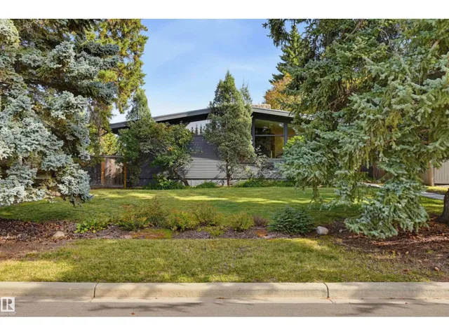 3 RIVERSIDE CR NW, Edmonton, Alberta T5N3M4