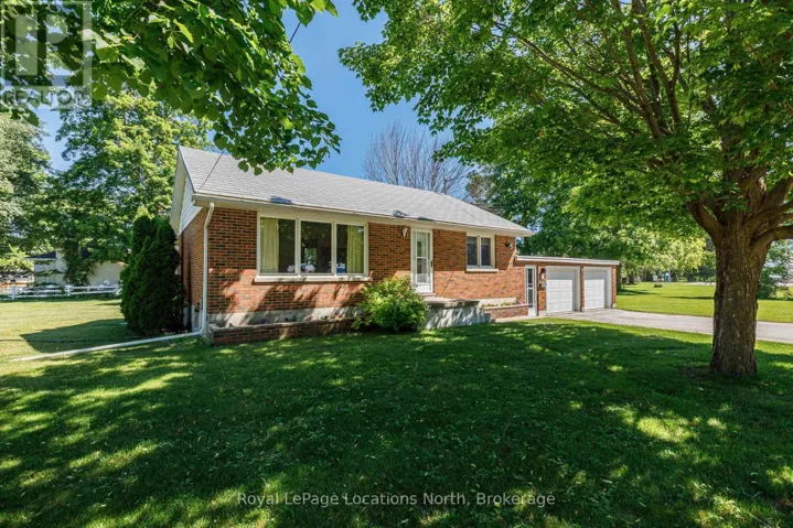 2 BUIST STREET, Clearview (Nottawa), Ontario L0M1P0