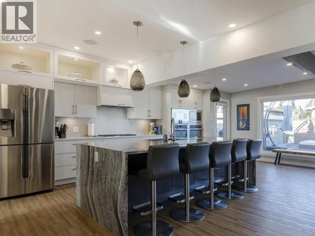 815 MASSEY STREET, New Westminster, British Columbia V3L4S8