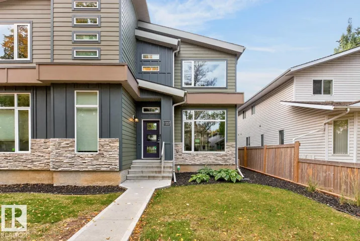 11207 78 AV NW NW, Edmonton, Alberta T6G1J8