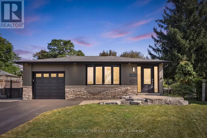 1233 MICHAEL CRESCENT, Cambridge, Ontario N3H2R1