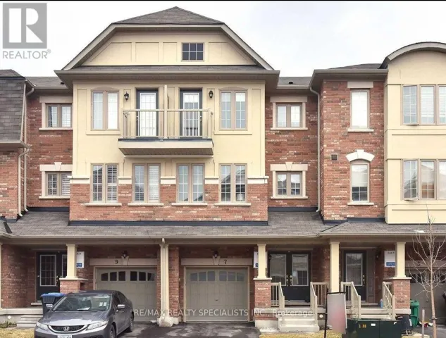 7 HOBART GARDENS, Brampton (Heart Lake East), Ontario L6Z0J1