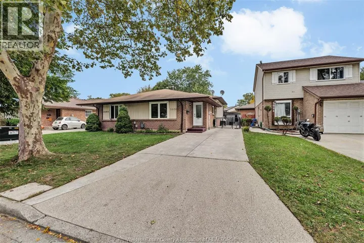 3090 FAIRLANE, Windsor, Ontario N8W4Y6
