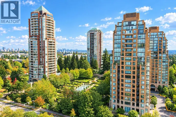 1701 6823 STATION HILL DRIVE, Burnaby, British Columbia V3N0A9