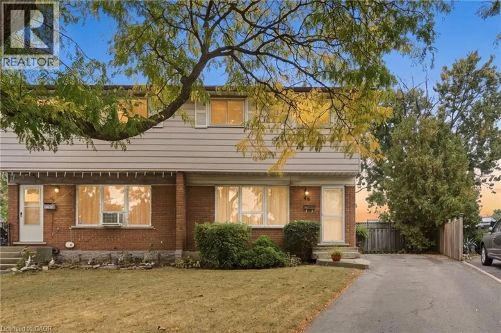 48 RALEIGH Court, Hamilton, Ontario L8W1H1