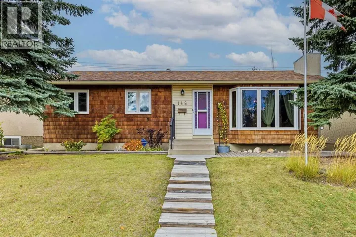 148 Marwood Circle NE, Calgary, Alberta T2A2S2